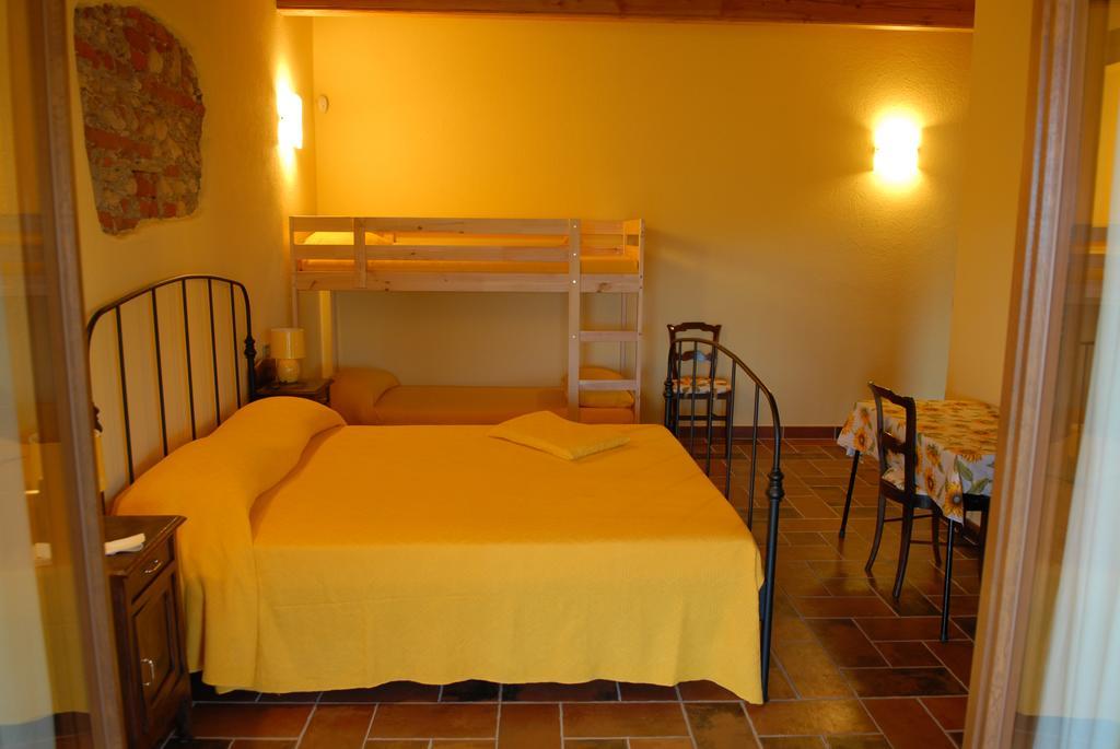 Agriturismo Fior Di Campo Dronero Bilik gambar